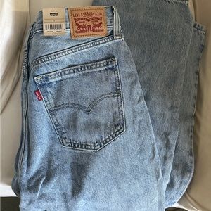NWT Levi Jeans